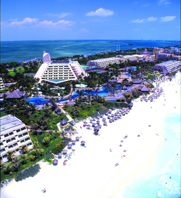 The Oasis Cancun for Spring Break