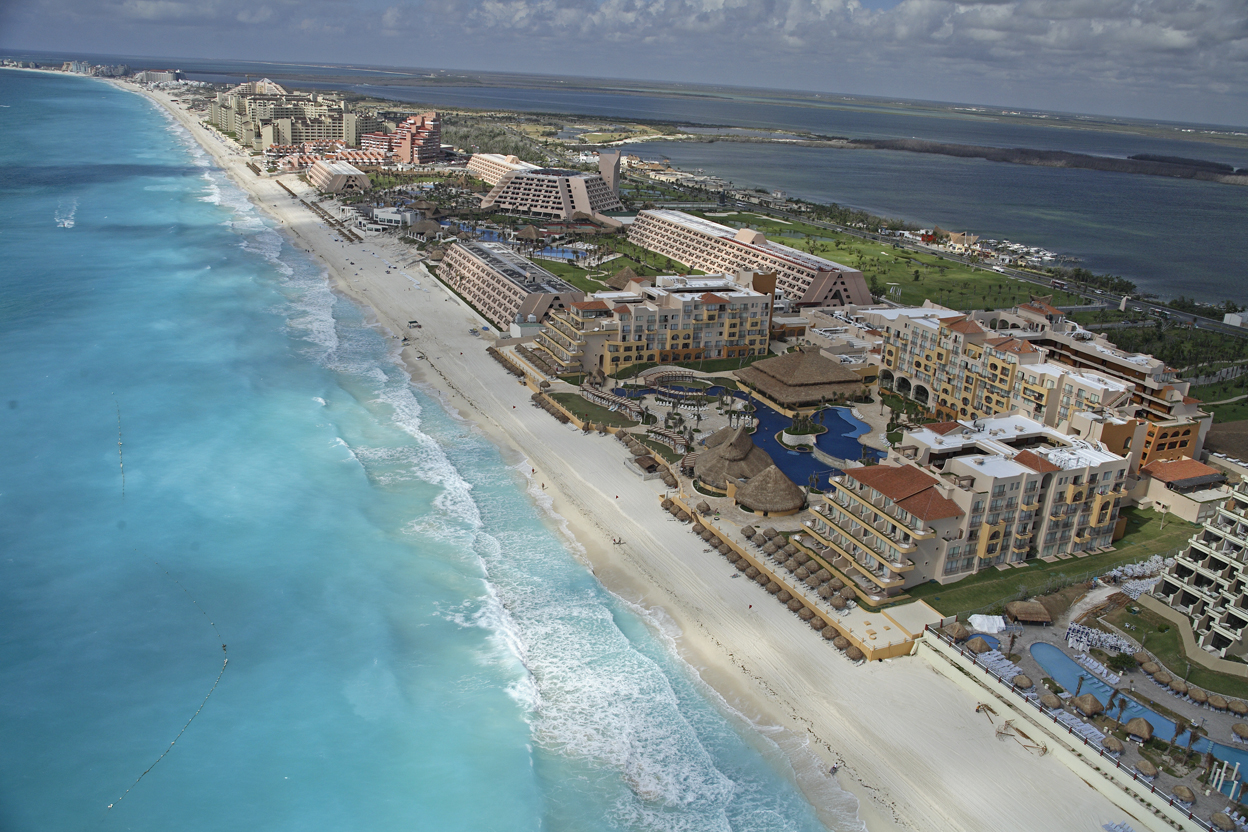 The Oasis Cancun for Spring Break