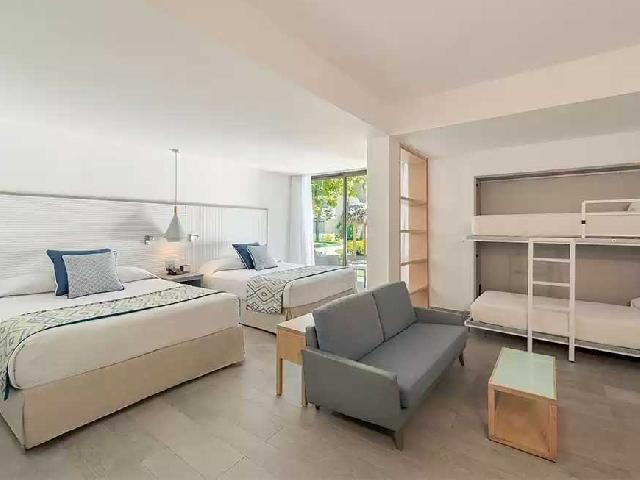 Privileged Family Deluxe Junior Suite - Catalonia Bavaro Beach Golf and Casino Resort