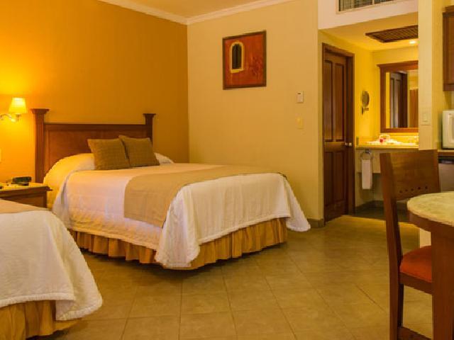 Hotel Quinta Del Sol - 