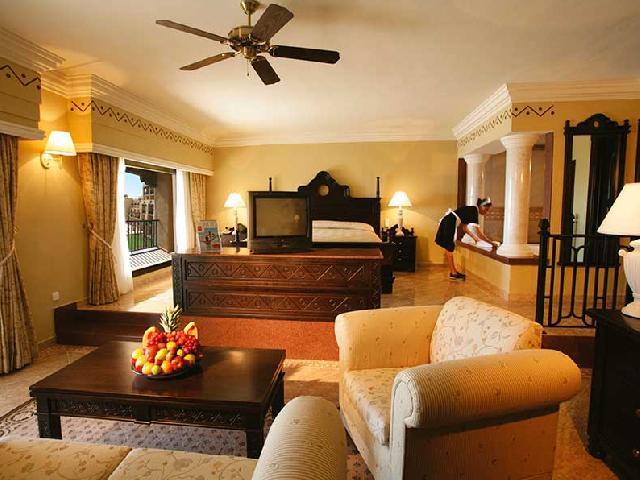 Hotel Riu Santa Fe Jacuzzi Suite