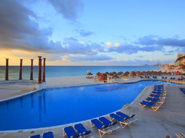 Krystal Cancun - 