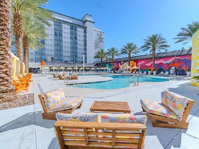 OYO Hotel and Casino Las Vegas - 