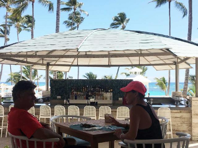 RIU Republica Beachfront Bar