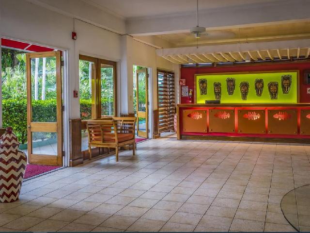 Grand Decameron Montego Beach - Baba Roots Bar 