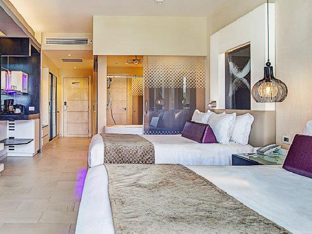 Royalton CHIC Punta Cana - 