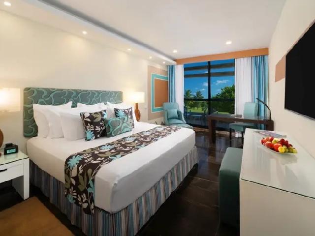 The Pyramid Cancun - 