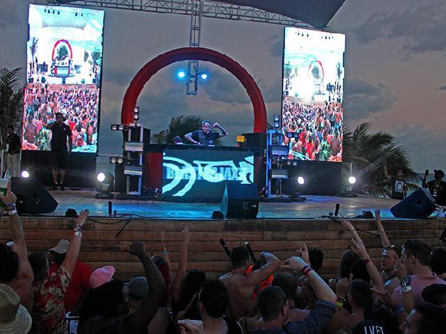 Spring Break Oasis Beach Club - Cancun, Mexico