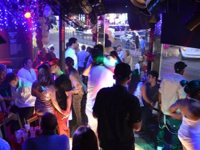 Spring Break XX Bar - Cancun, Mexico Spring Break XX Bar - Cancun, Mexico