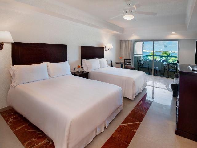 Gran Caribe Resort Cancun - 