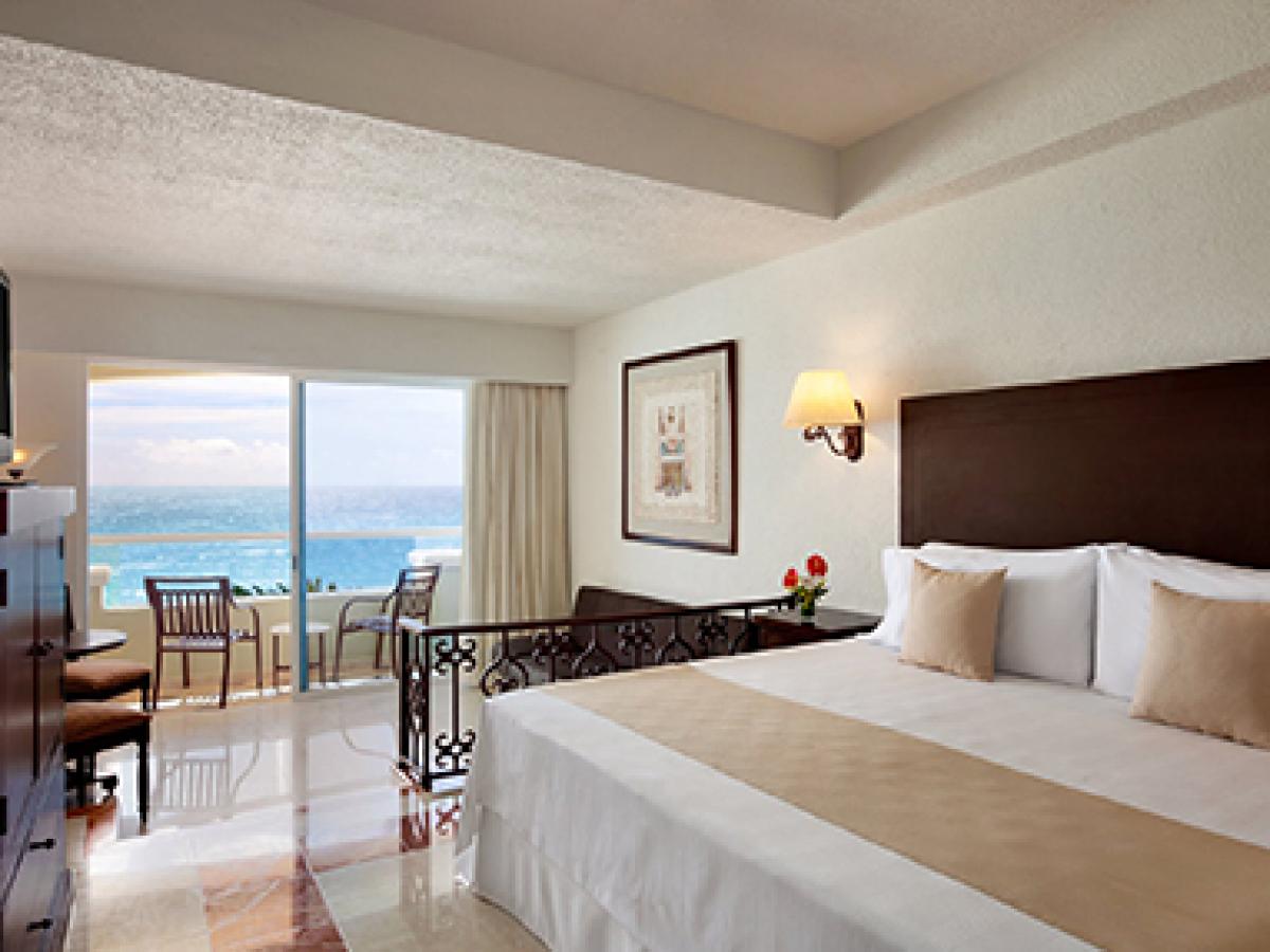 Gran Caribe Resort & Spa Cancun Mexico - Junior Suite Ocean Fron